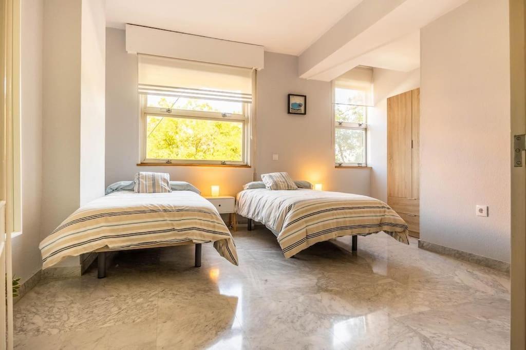 Apartamento Ronda De Triana 45 セビリア エクステリア 写真