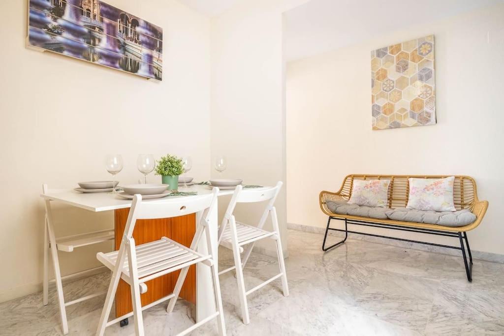 Apartamento Ronda De Triana 45 セビリア エクステリア 写真